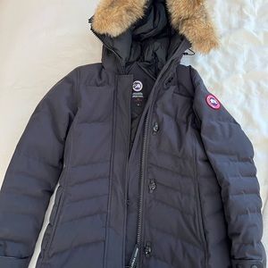 AUTHENTIC NAVY CANADA GOOSE PARKA size small womens